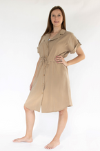 Afbeelding in Gallery-weergave laden, beige kleedje
